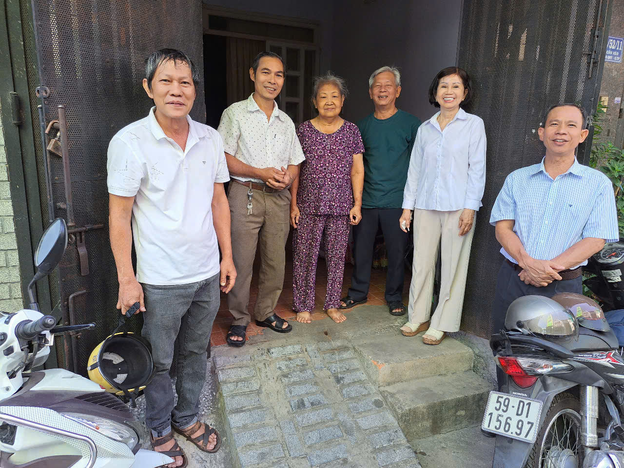 bac ai mua chay ho giao cac thanh tu dao 1