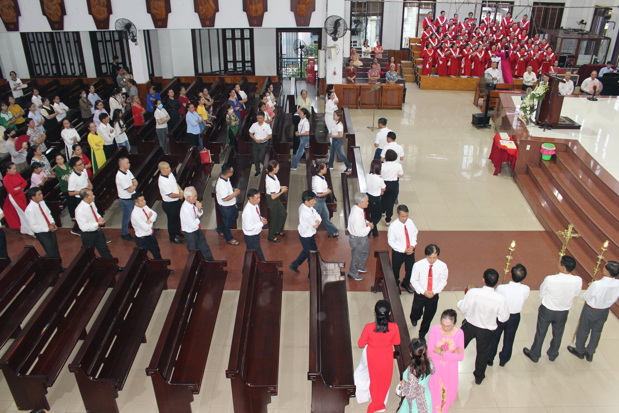 dai le mung chua thanh than hien xuong 2