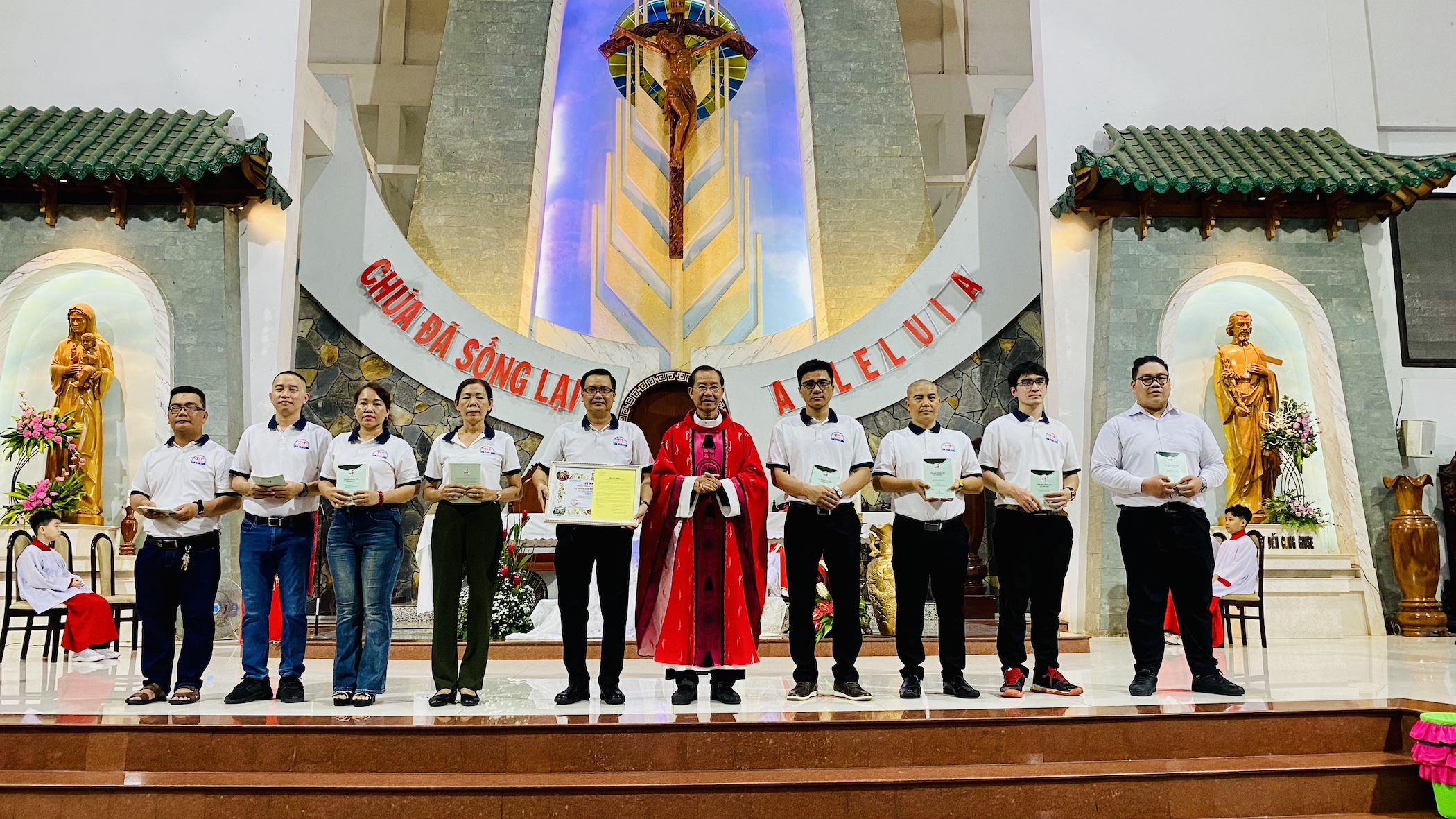 dai le mung chua thanh than hien xuong 3