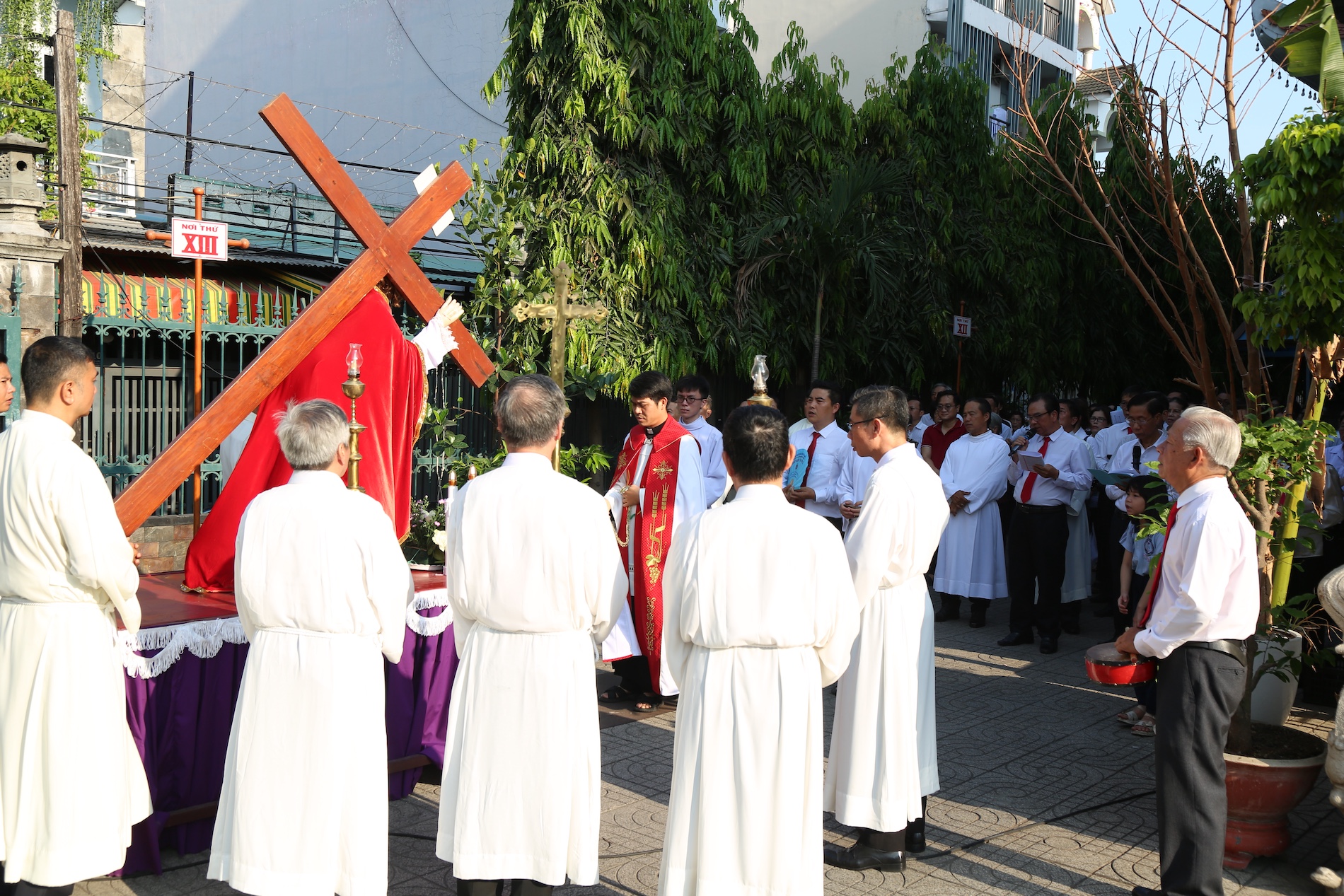 dang thanh gia thu sau tuan thanh 14