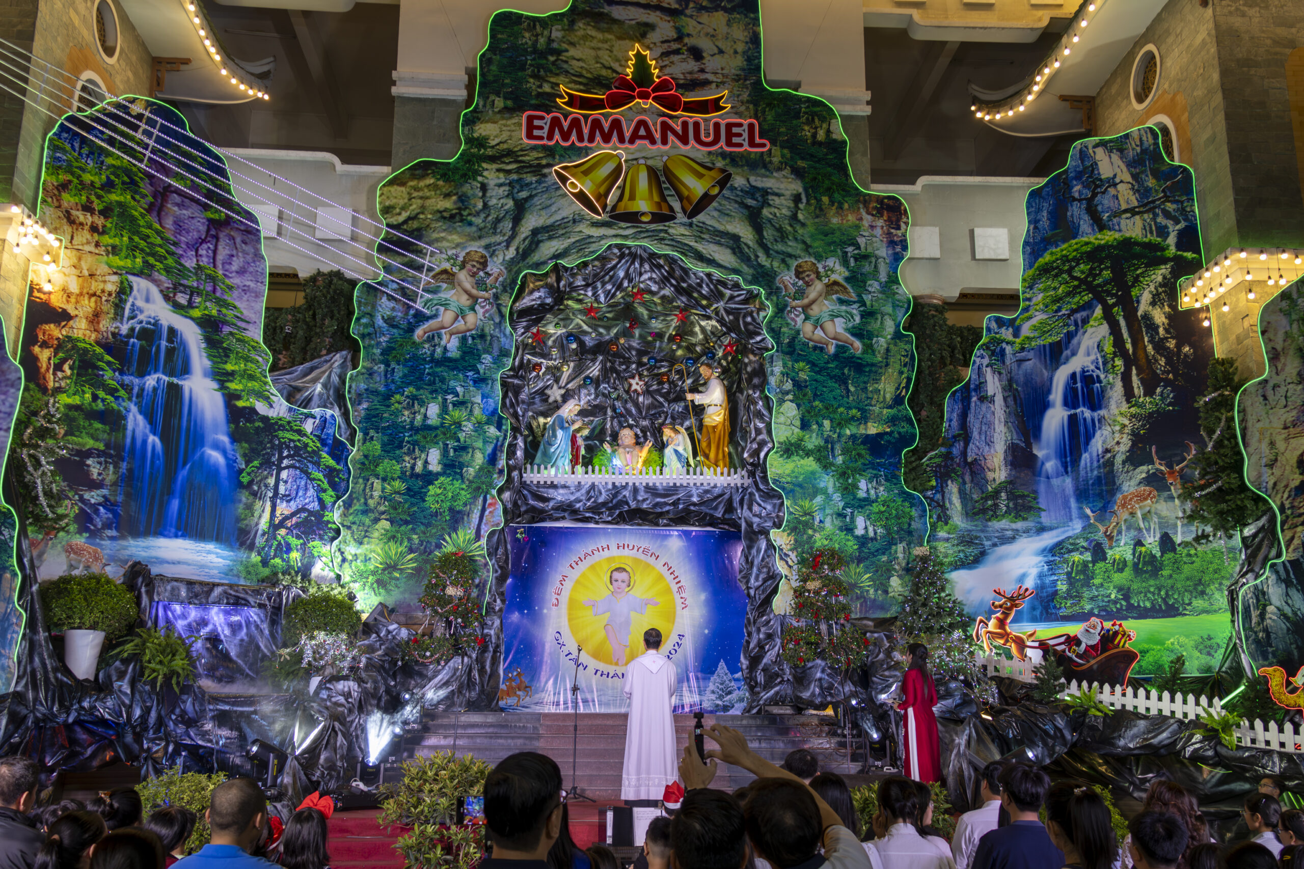 dem ca nguyen giang sinh 2024 giao xu tan thai son img 2828 scaled