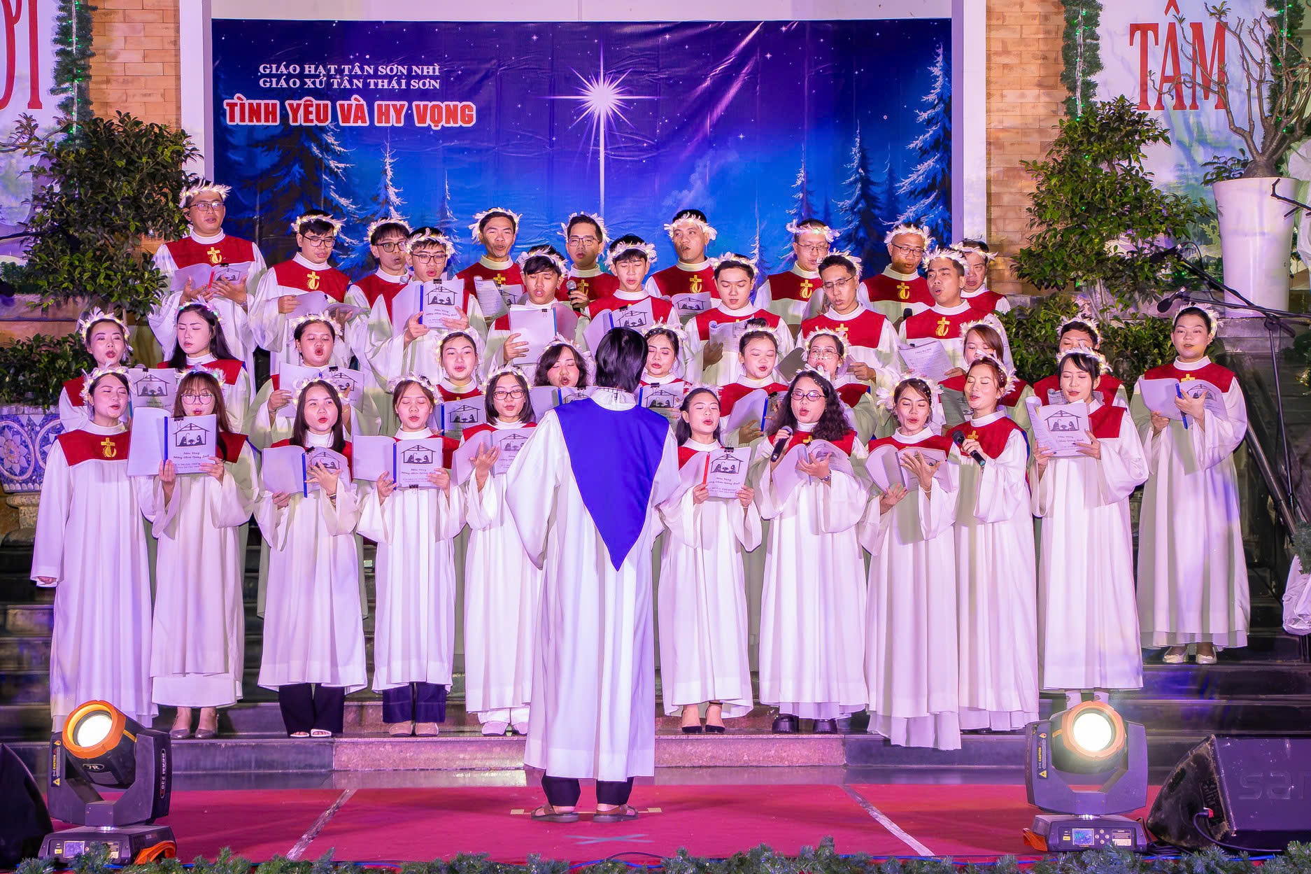 dem canh thuc giang sinh 2025 11