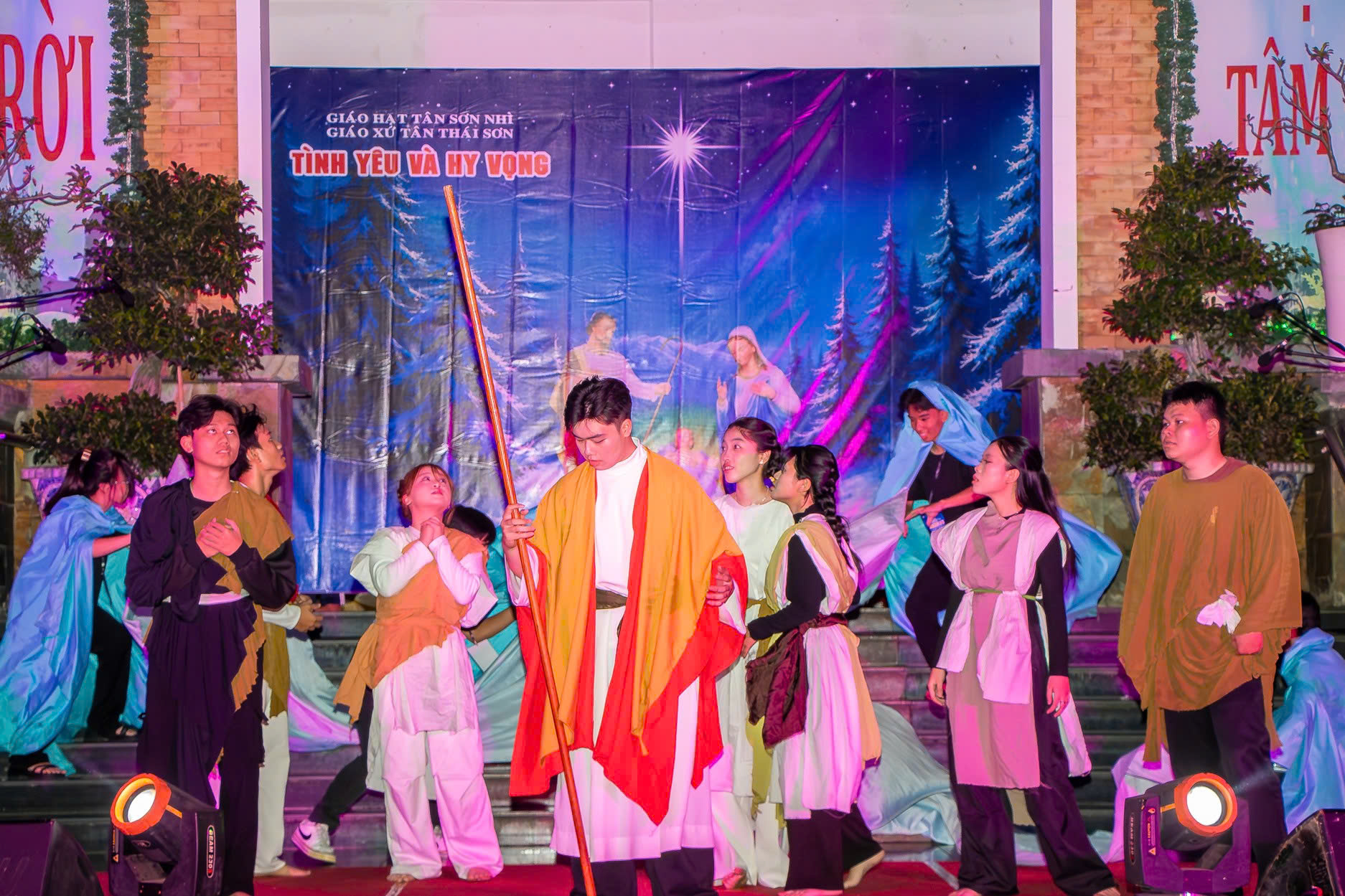 dem canh thuc giang sinh 2025 9