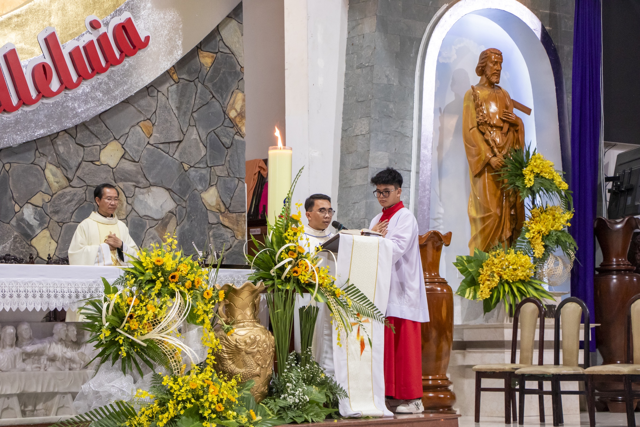 dem vong phuc sinh thu bay tuan thanh 2026 6