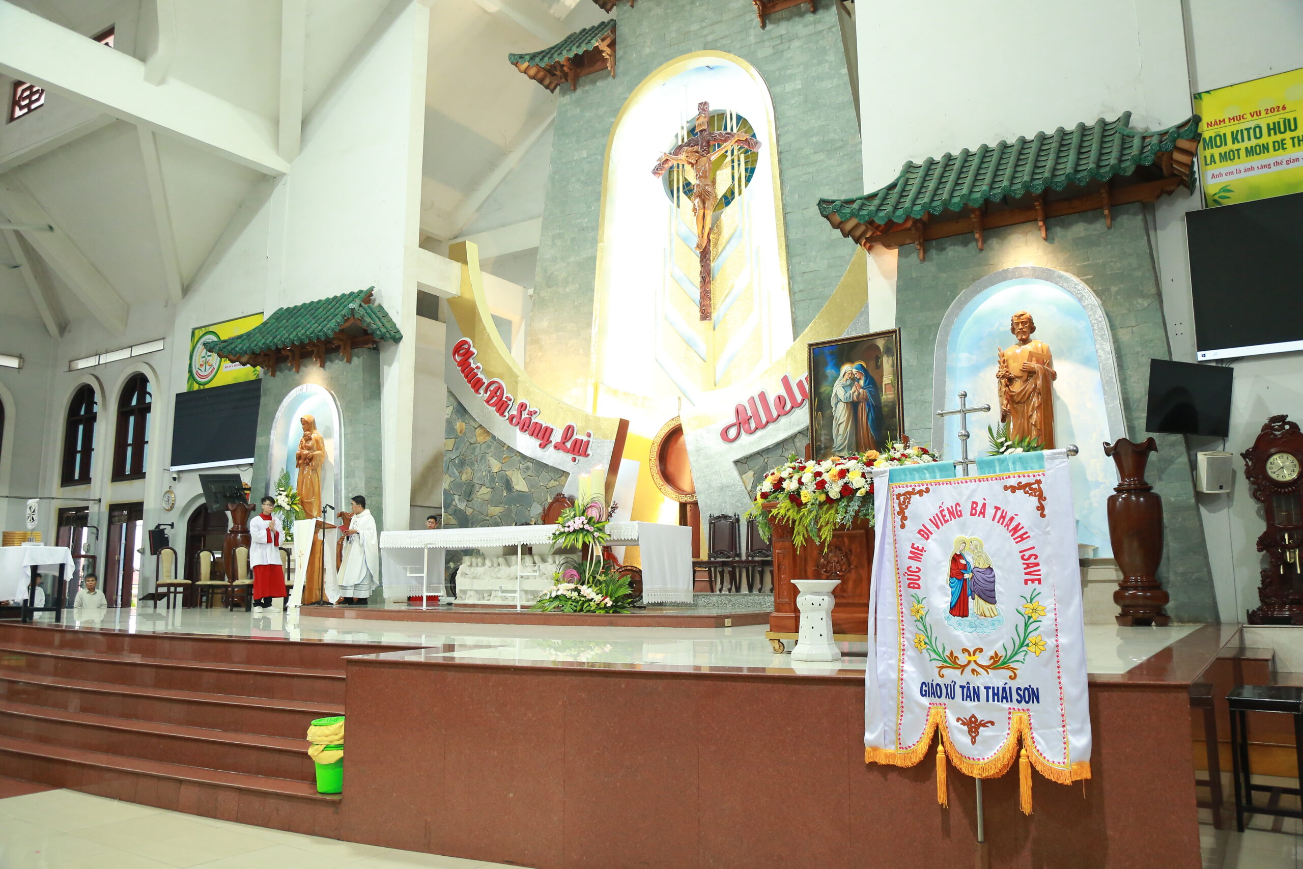 le kinh duc maria di tham vieng 31 5 2026 6o3a8636 scaled