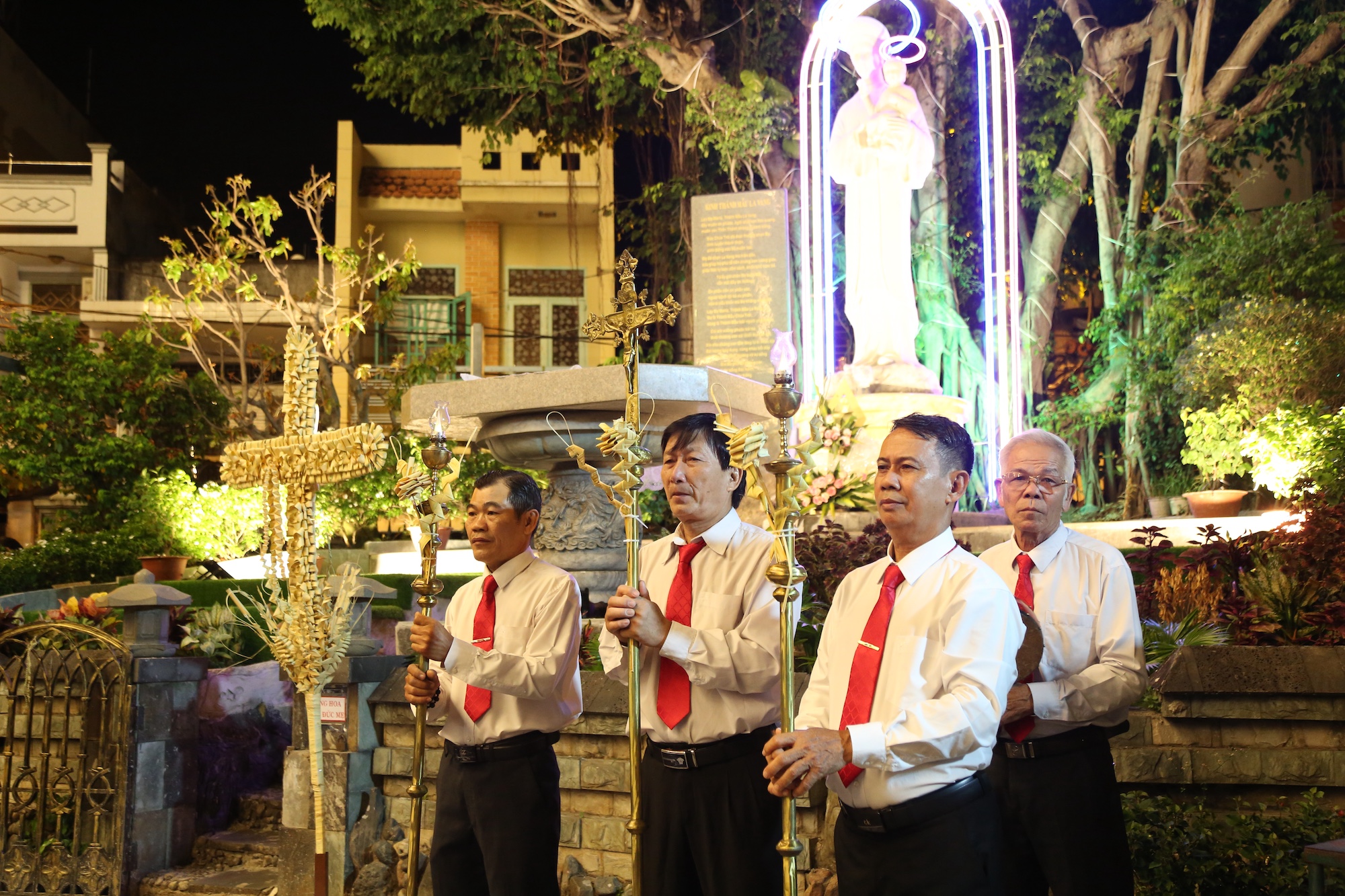 le la khai mac tuan thanh 1