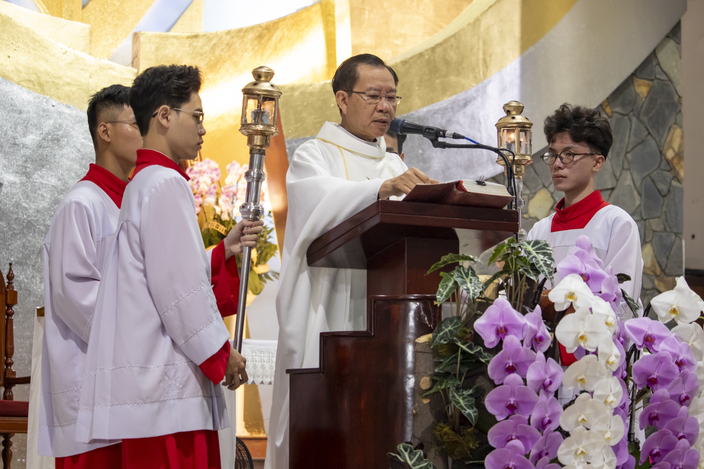 mong hai tet kinh nho to tien va ong ba cha me 3