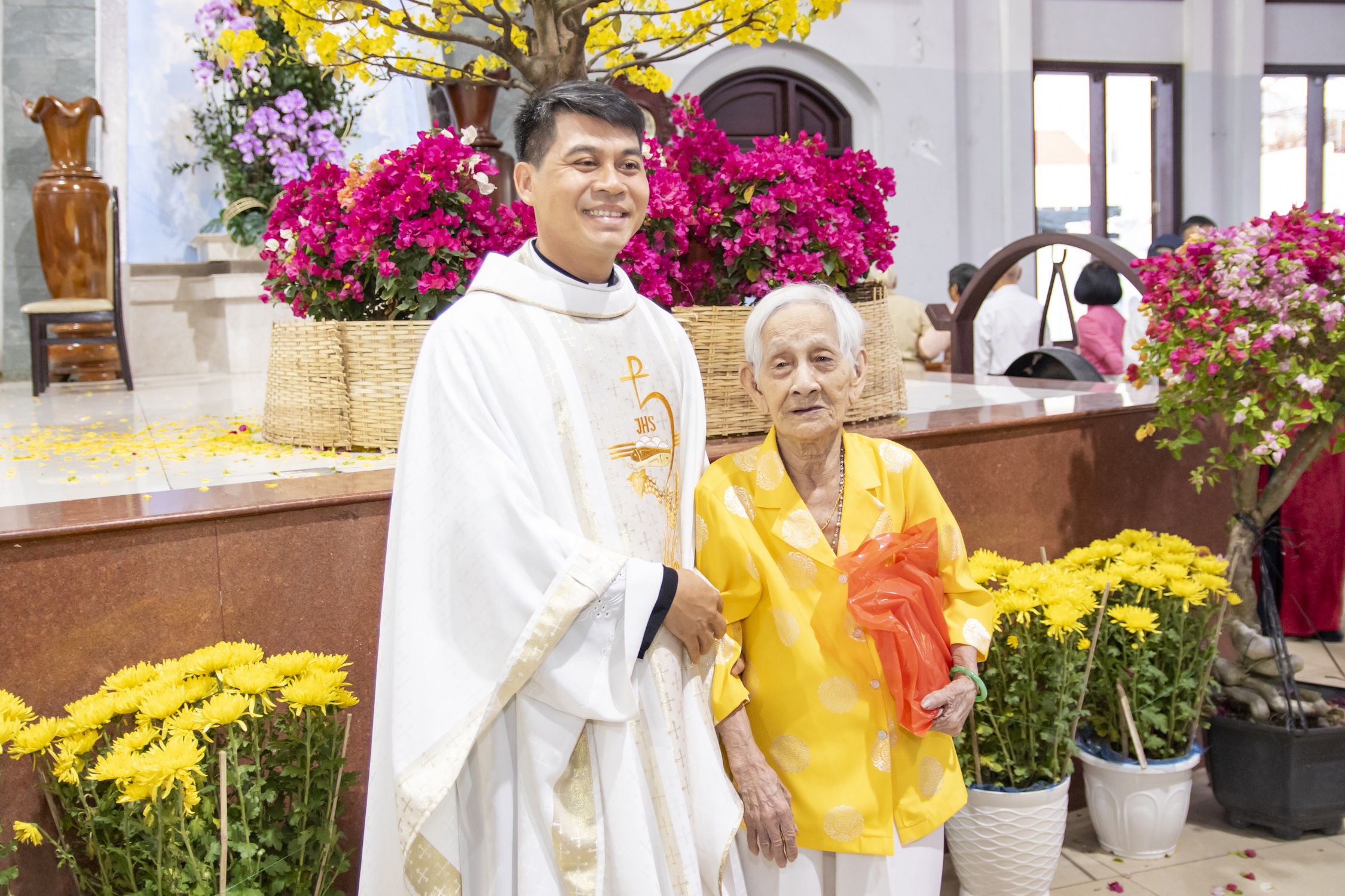 mong hai tet kinh nho to tien va ong ba cha me 7