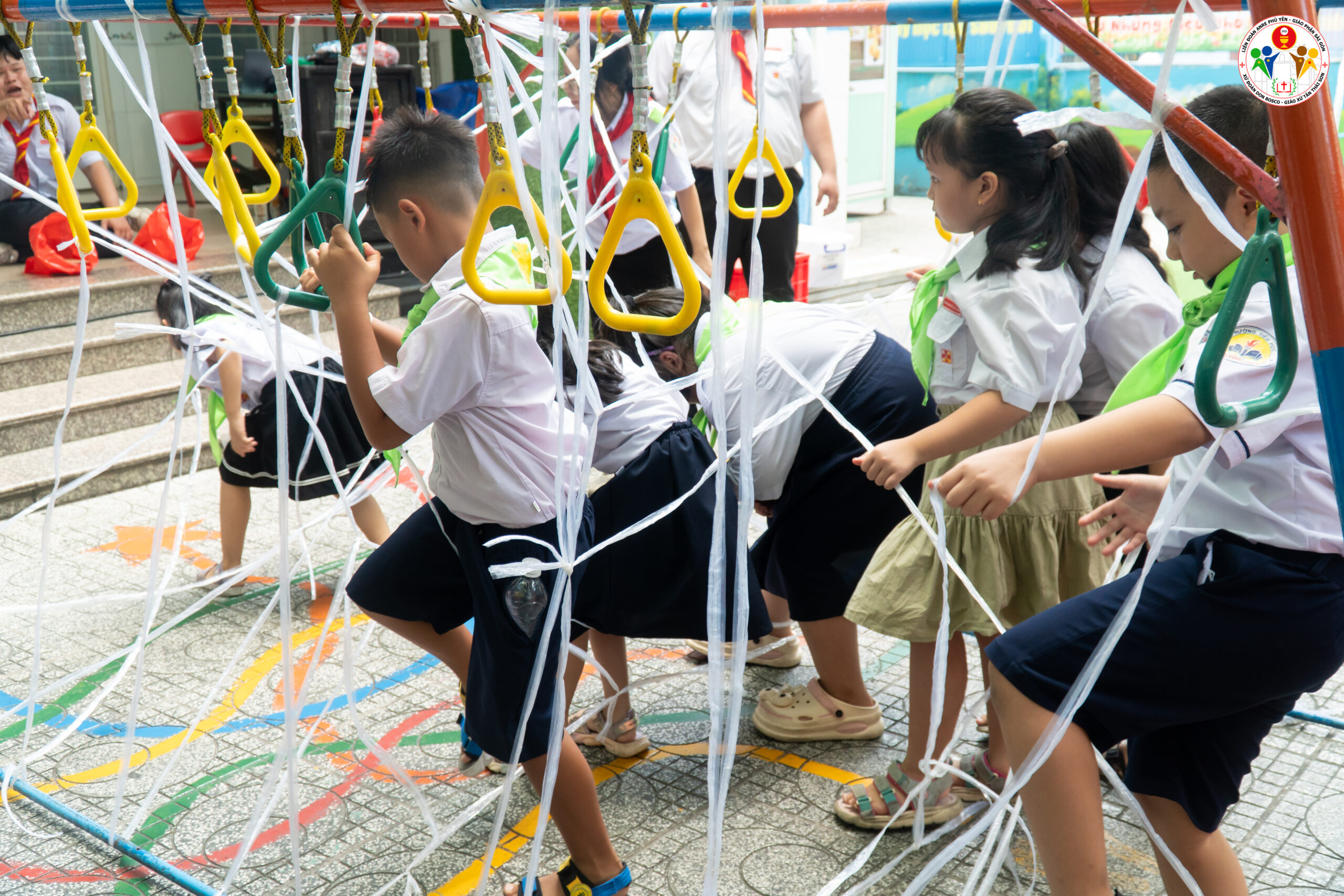 mua he ben chua trai nganh au 2026 trai au 27 scaled