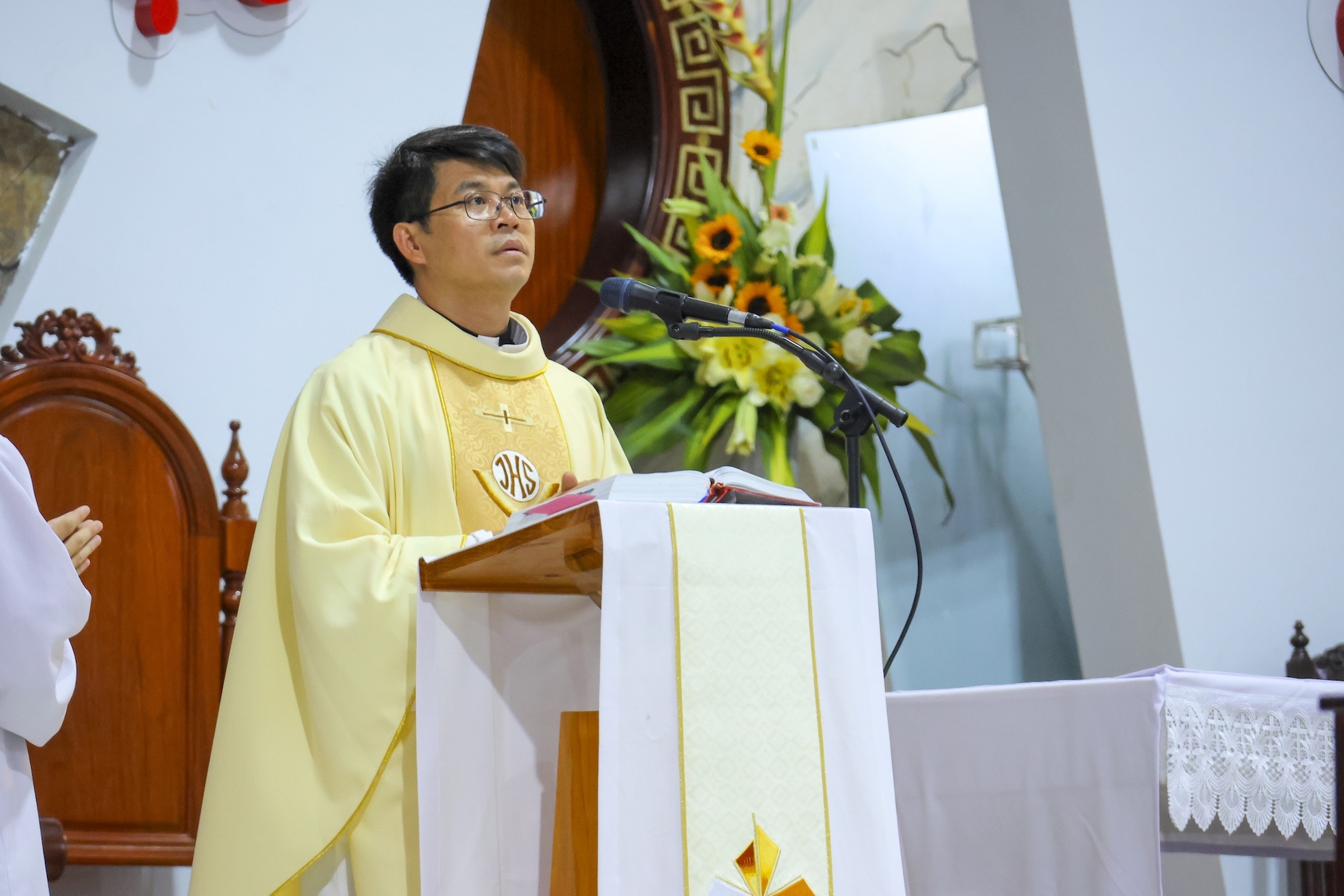 mung chua phuc sinh 2025 3