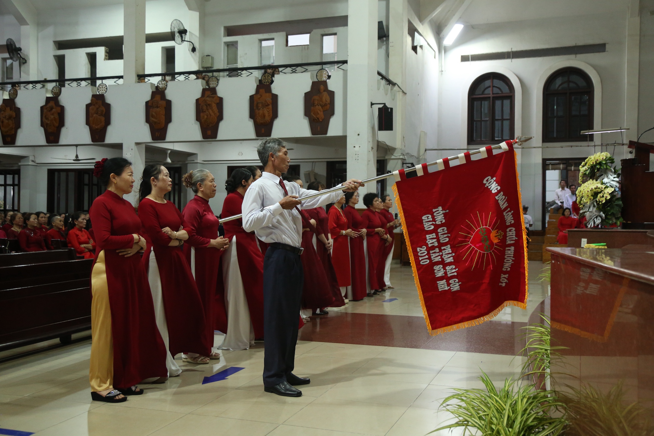 mung kinh long thuong xot chua chua nhat ii phuc sinh 6o3a8459 copy