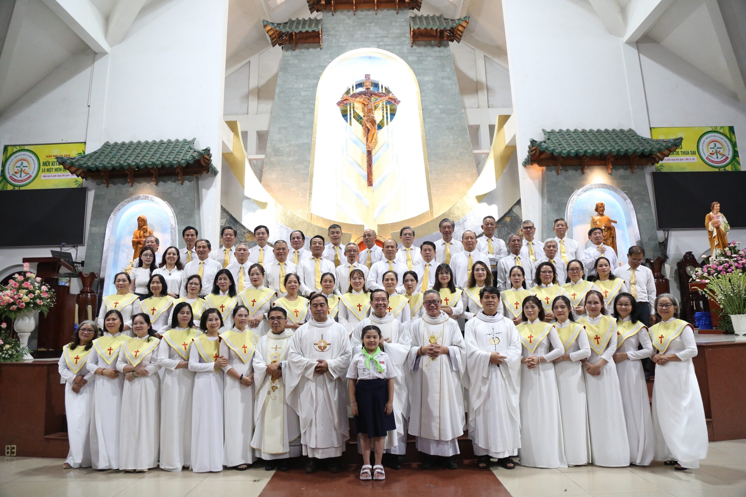 mung kinh thanh ca giuse ban tram nam duc trinh nu maria 8 scaled