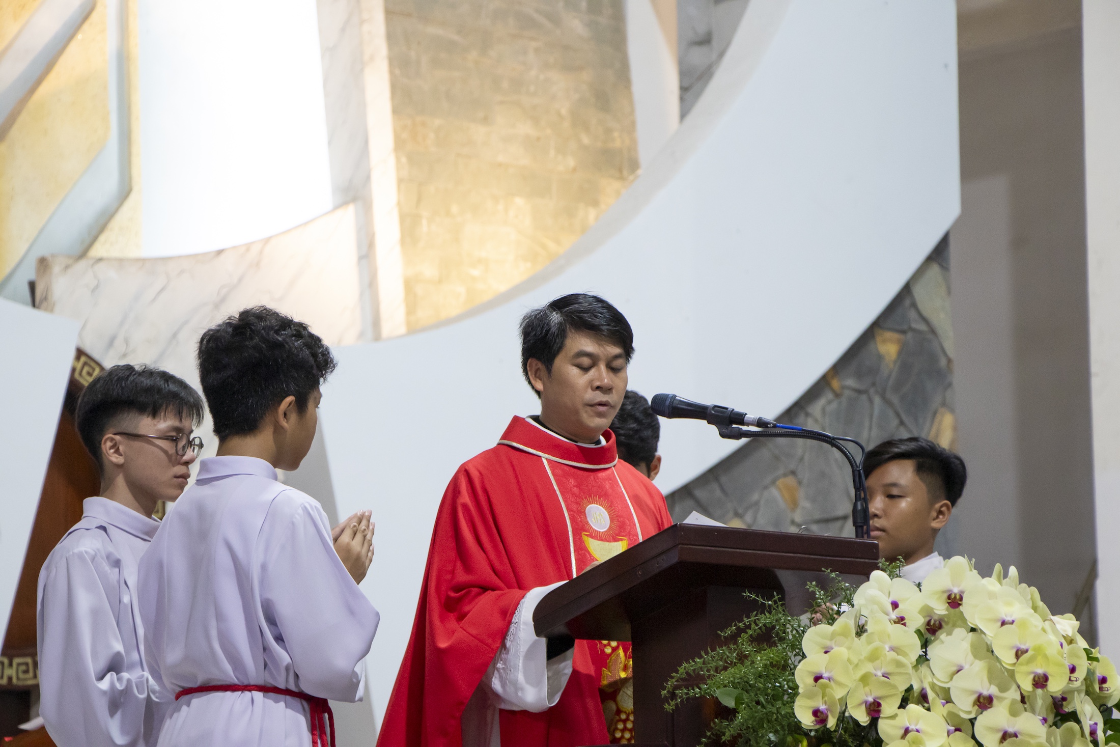 ngay 2982025 kinh nho thanh gioan baotixita bi tram quyet va mung bon mang gia dinh gioan tuong tro giao xu tan thai son 4