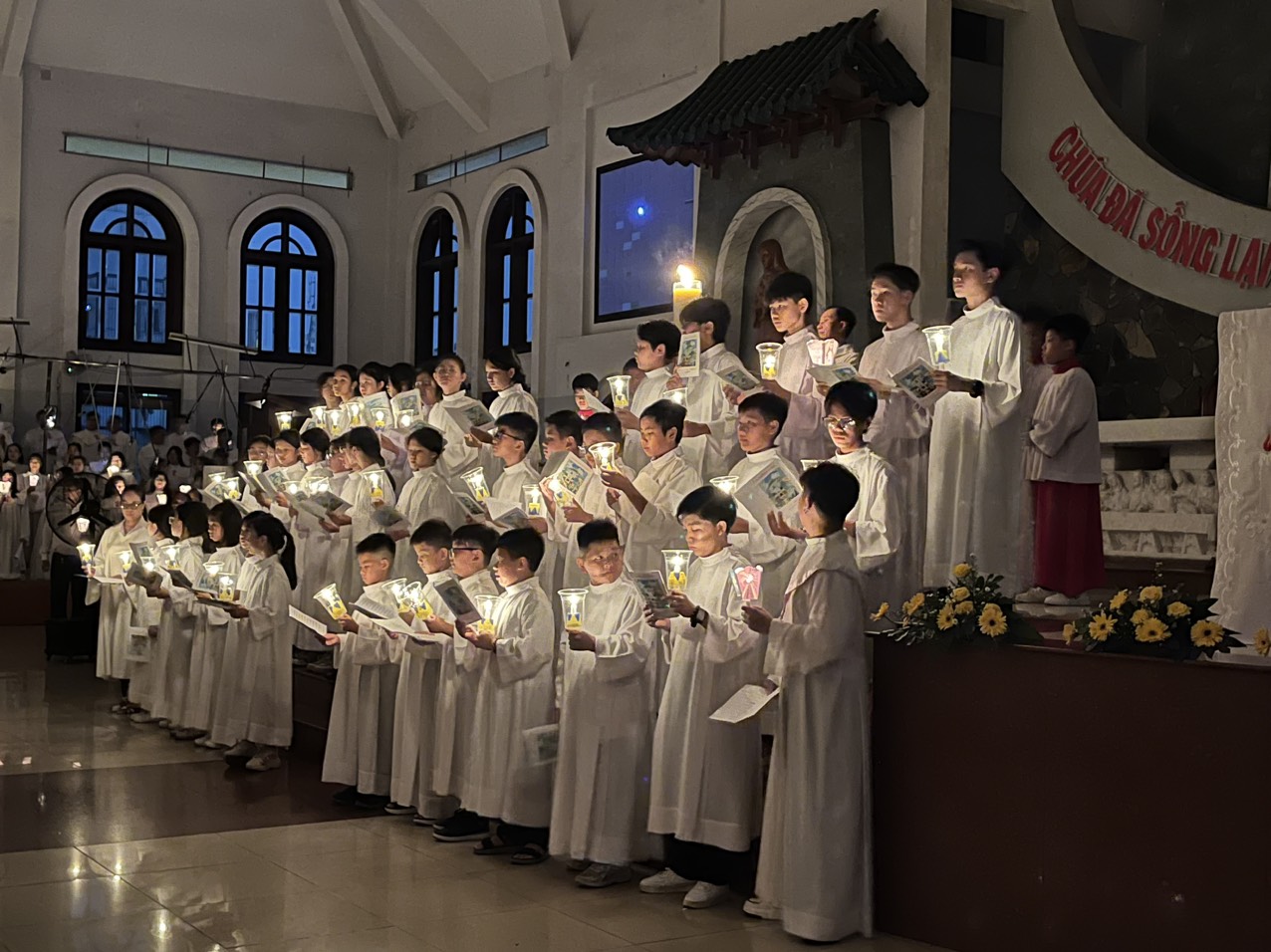 su hinh thanh va phat trien cua ca doan thien than 2