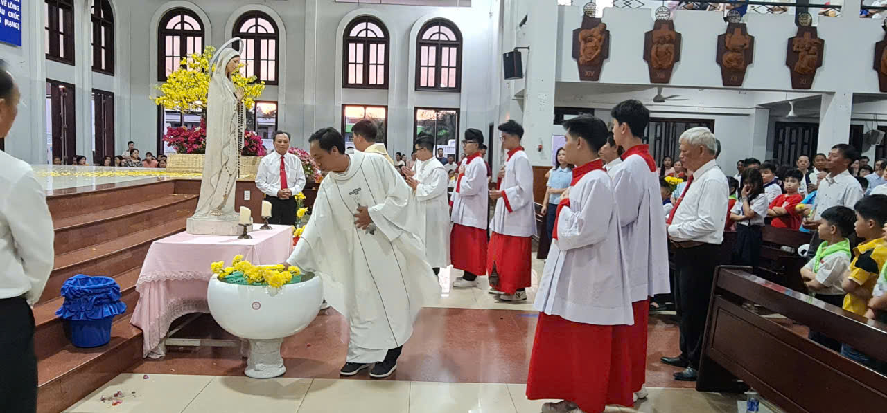 tet nguyen dan thanh le tan nien 6