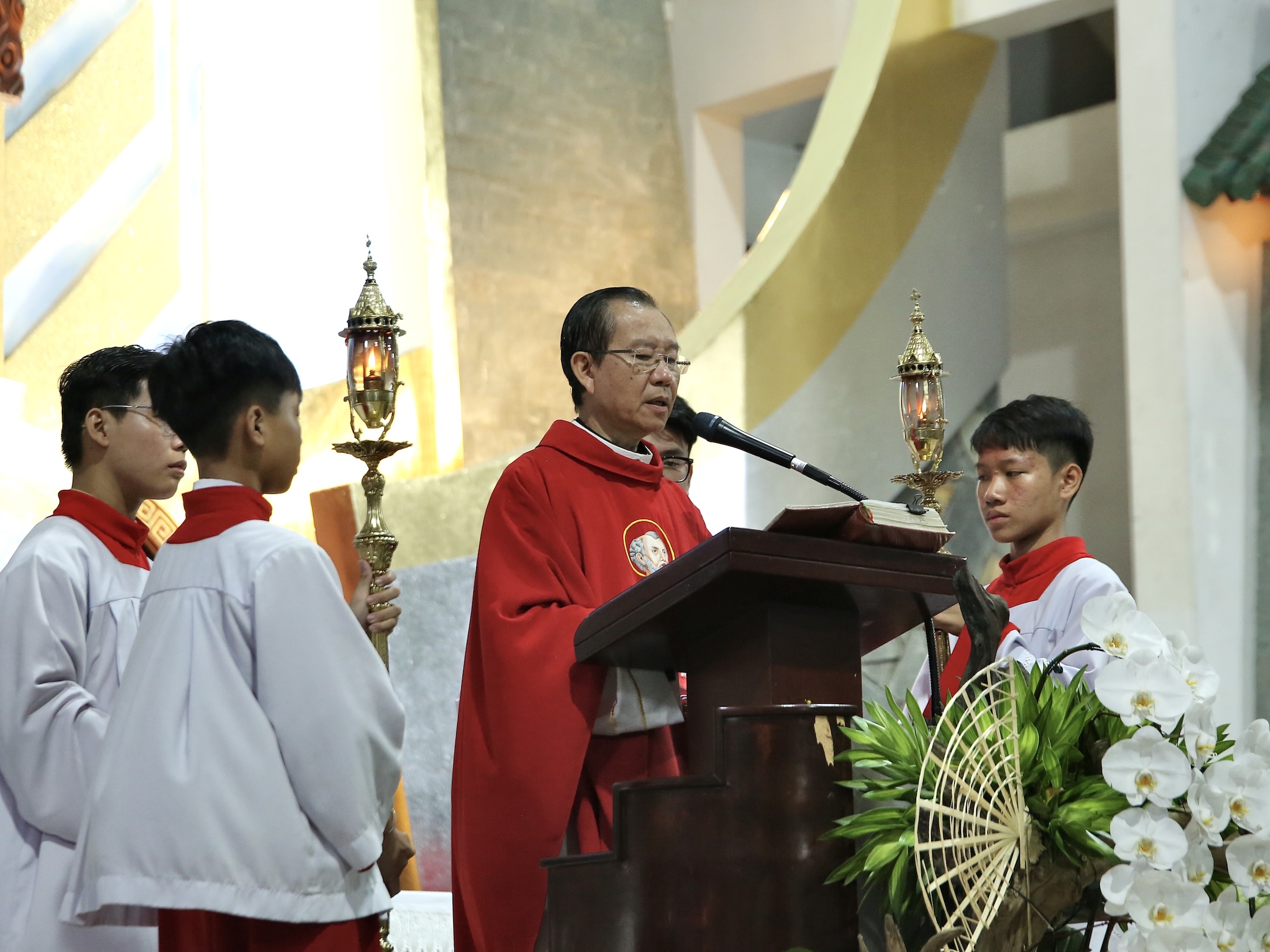 thanh le kinh hai thanh tong do phero va phaolo hinh 2