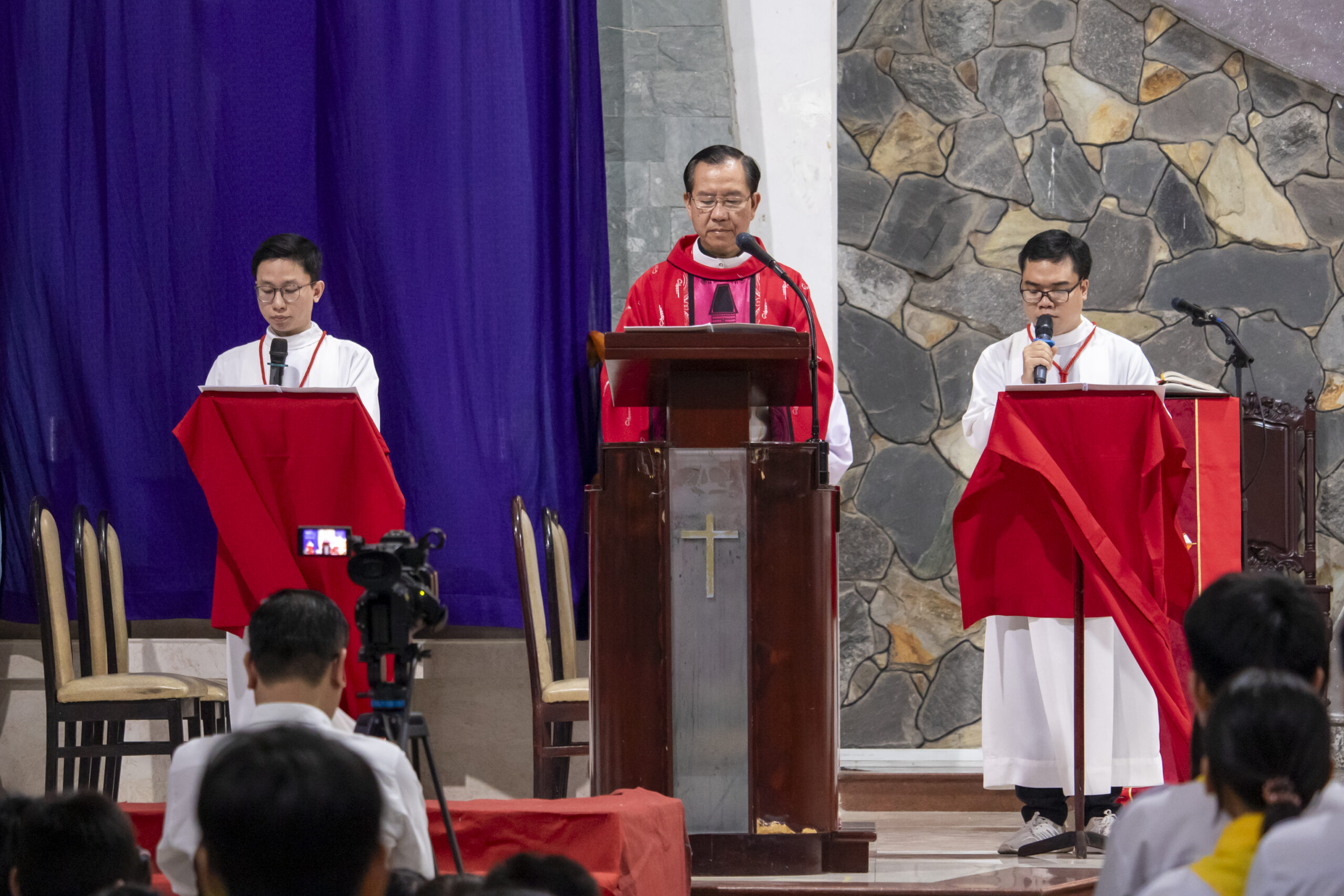 tuong niem cuoc thuong kho cua duc giesu kito mnhthc 16 scaled